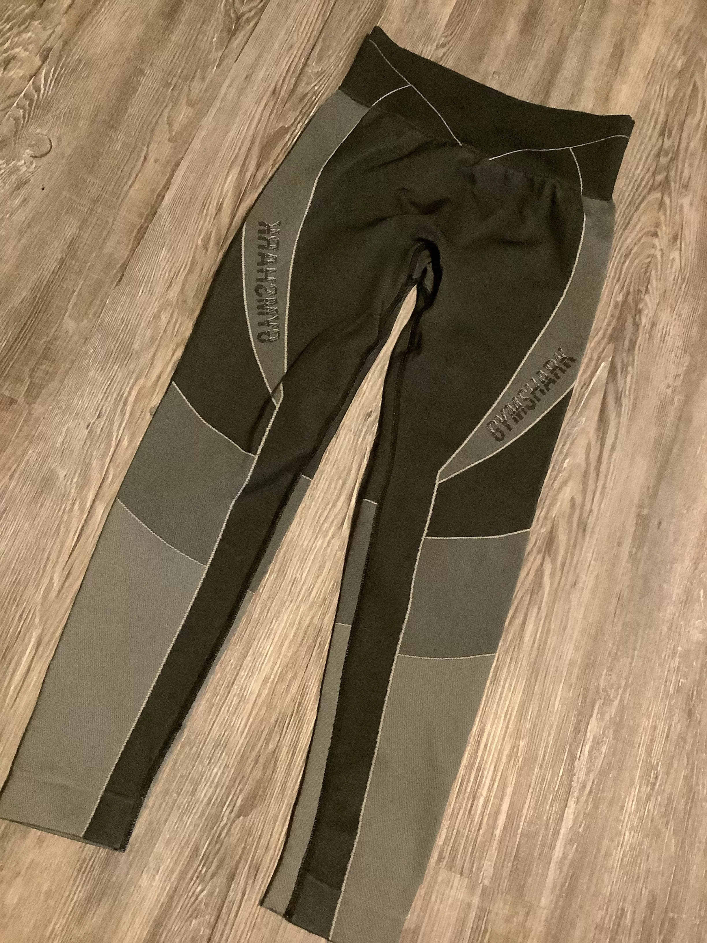 Athletic Leggings By Gym Shark In Grey, Size: S