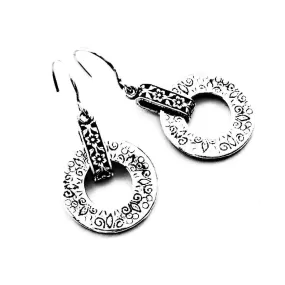 Silver earrings / earrings for women / dangle earrings / flourish earrings